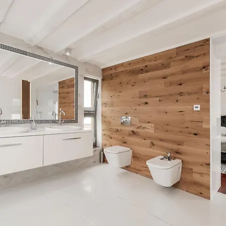 Sea View By Grand Apartment *