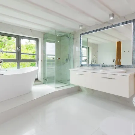 Sea View By Grand Apartment